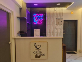 Oyster Stay - 3BHK - Luxury Apartment